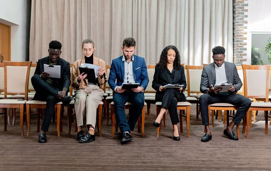 Een team dat samenwerkt aan recruitmentstrategieën en employer branding in Vlaanderen.